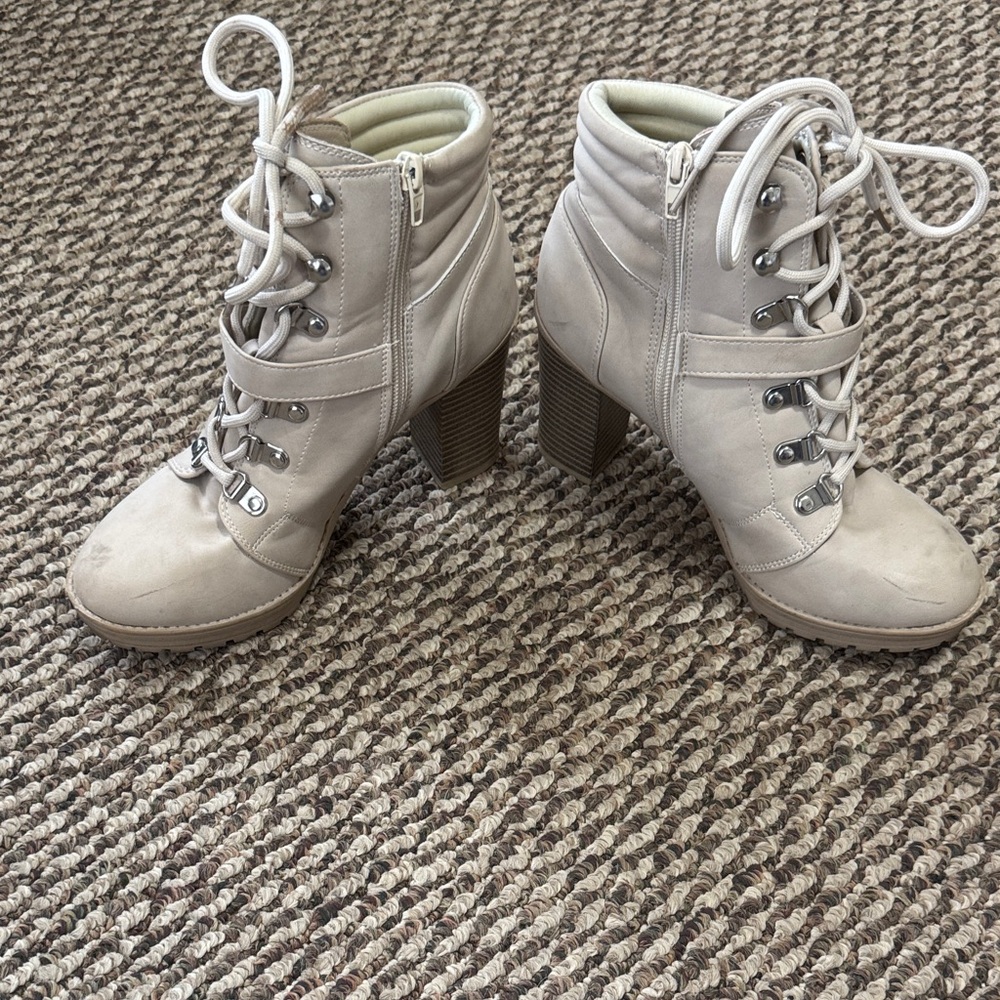 Andiamo Lace-Up Heeled Boots - Beige